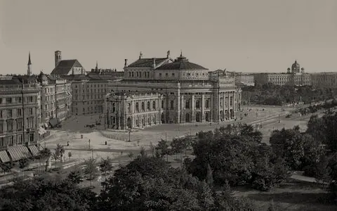 Historic photograph of the Burgtheater in Vienna around 1900